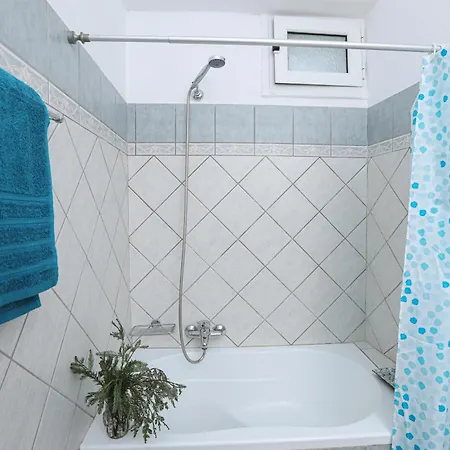 Coryfo Casetta, Mon Repo Apartman *