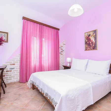 Apartment Coryfo Casetta, Mon Repo Corfu (city)