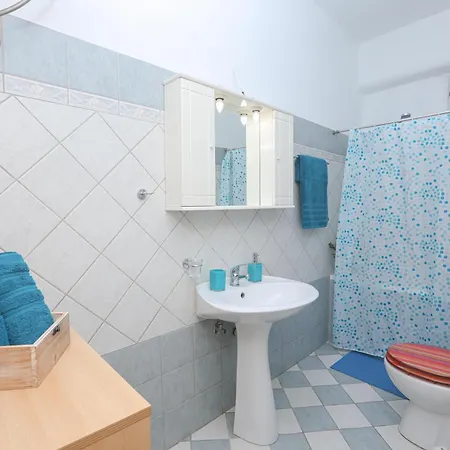 Coryfo Casetta, Mon Repo Apartment *